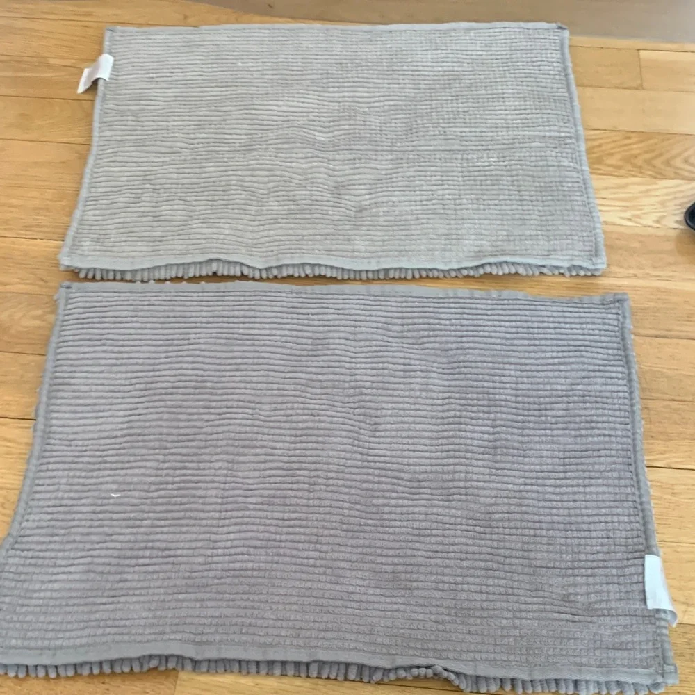 Gray Chenille Bath Mats - Plush Non-Slip Bathroom Rug (Set)